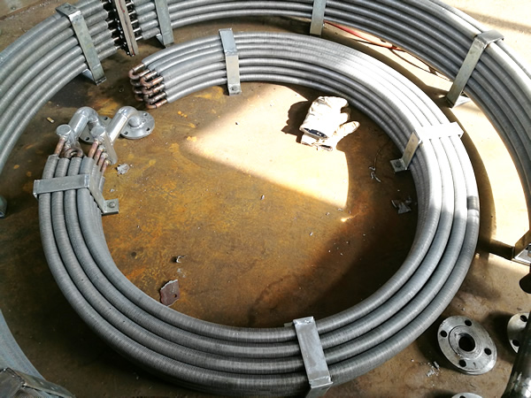 春陽 - 坦水電站油冷卻器-上導(dǎo)、下導(dǎo)