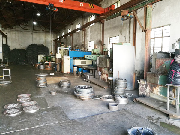 數控機床管板加工區(qū)